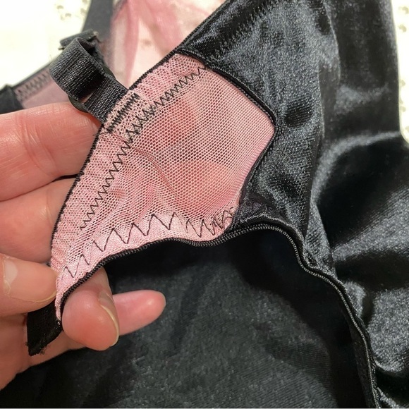 VICTORIA’S Secret mesh cutout black satin bustier size M - Picture 12 of 14